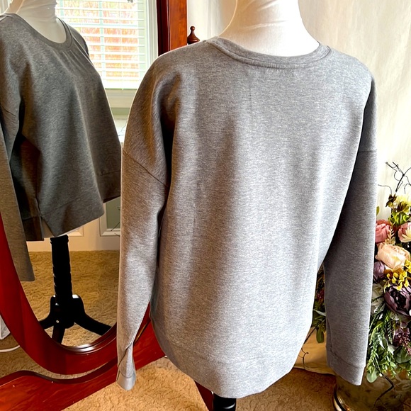 Athleta Sweatshirt/Pullover~Gray~L~Polyester lined - Picture 2 of 4